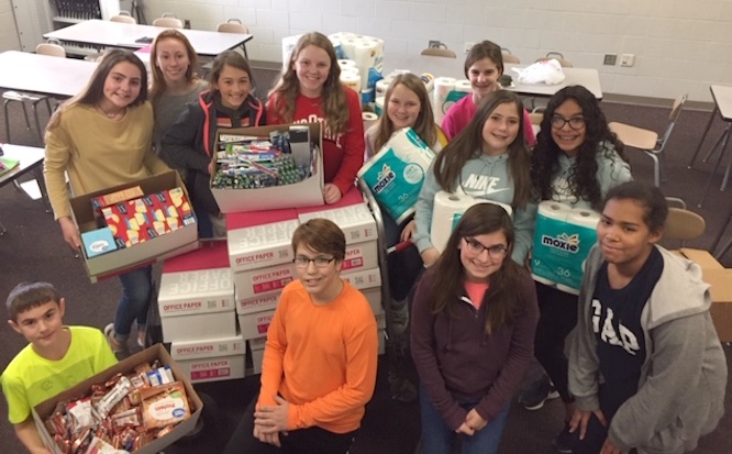 Paulding Middle School Food Pantry Donation | West Bend News