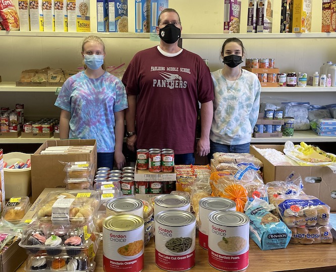Paulding Middle School Students Volunteer at Food pantry West Bend News