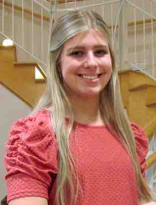 Seven Local Students Win $7,000 in Scholarships from NWEC | West Bend News