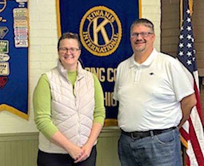 Kiwanis Club Welcomes Orange Grove Travel for Chamber Spotlight Presentation