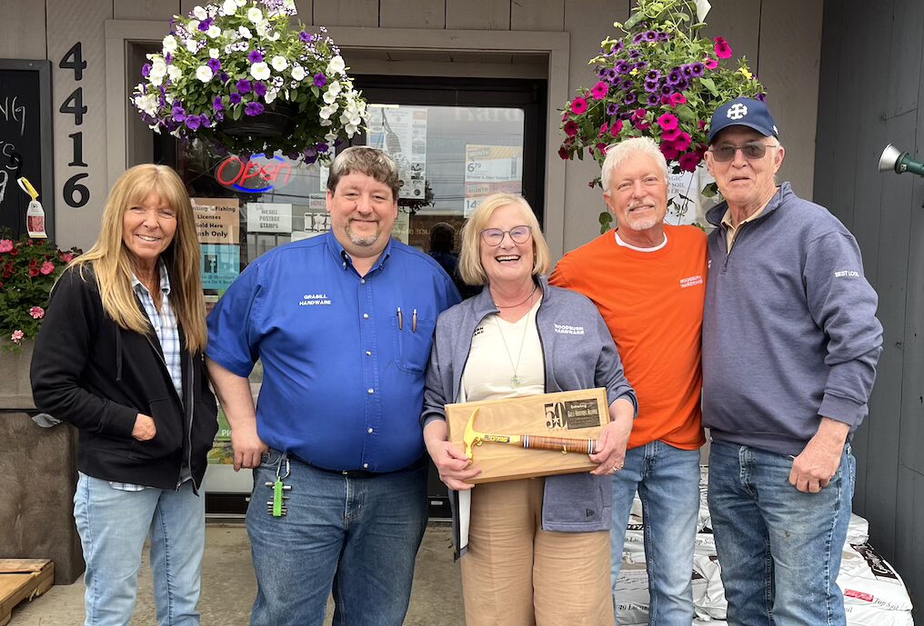 Woodburn Do It Best Hardware Recognizes Employee with Golden Hammer Award
